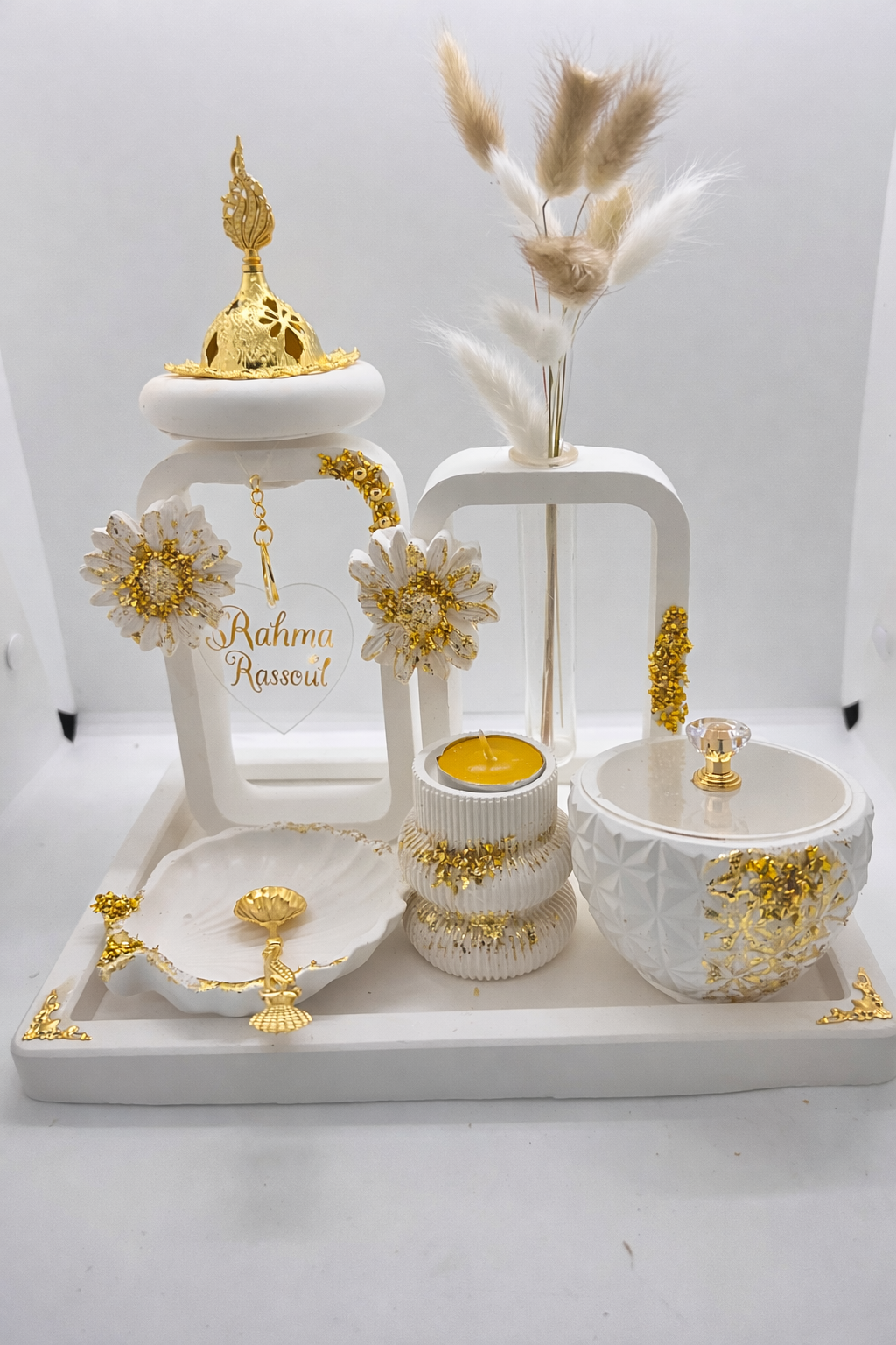 a881e6a9-6acc-4d9a-b4f8-171e02ce6c46 Plateau Fleur Dorée