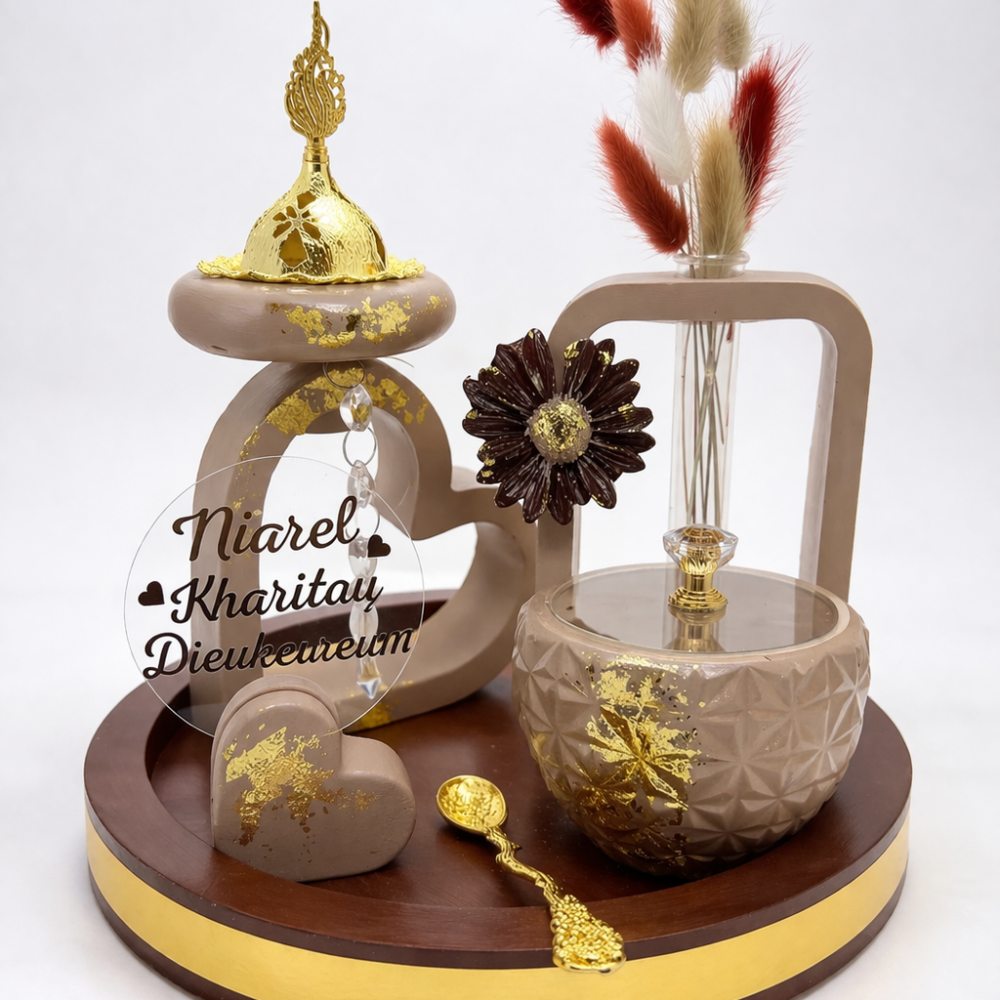 af9f23ee-f4ca-4822-86bf-2b354085f5f4 Plateau Cappuccino & Or